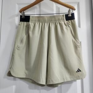 ❤️NWT❤️ Adidas Beige Athletic Shorts